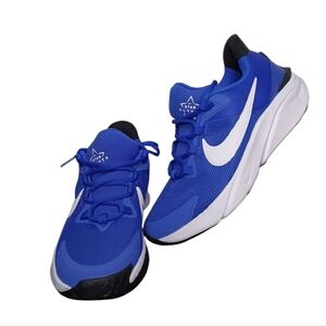 Nike Star Runner Sneakers